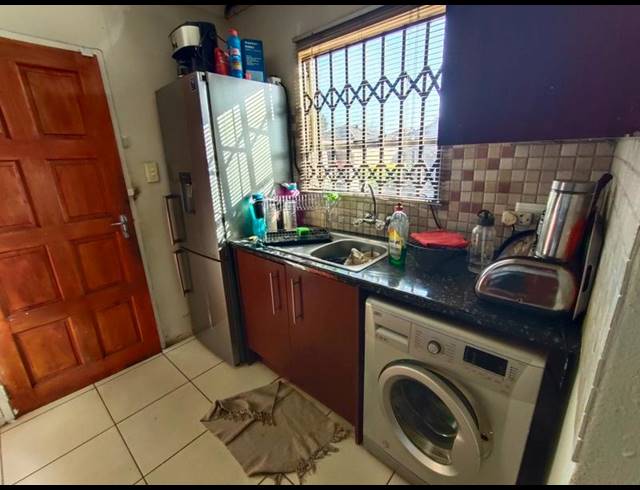 3 BEDROOM HOUSE FOR SALE IN THE ORCHARDS